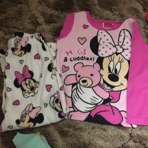 Girls size 3T Jammie lot.. 5 sets